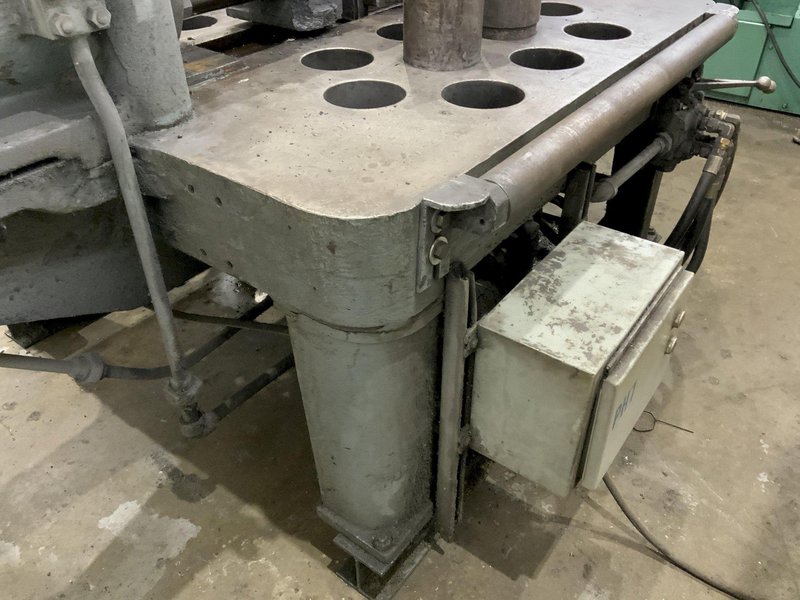 300 TON WATSON-STILLMAN HORIZONTAL DOUBLE RAM CAMBERING MACHINE: STOCK #80725