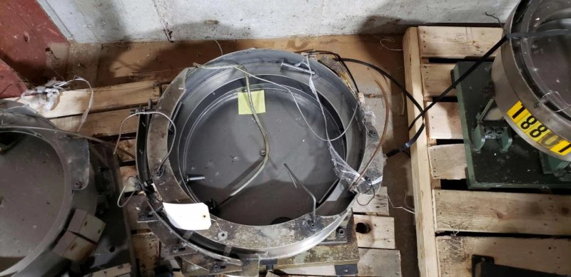 21" CW Feeder Bowl