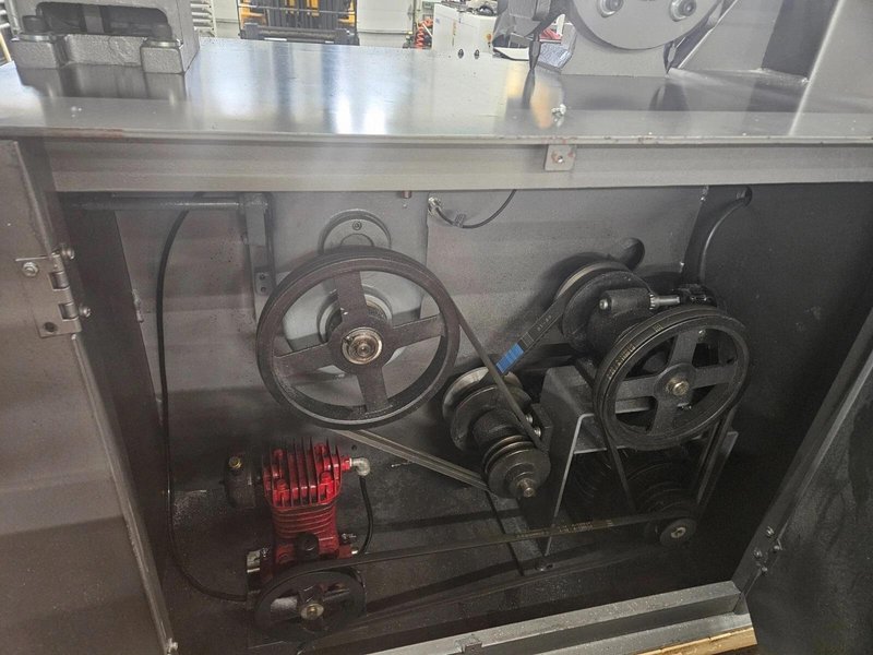 12″ x 36″ Jet VBS-3612 Vertical Metal Bandsaw