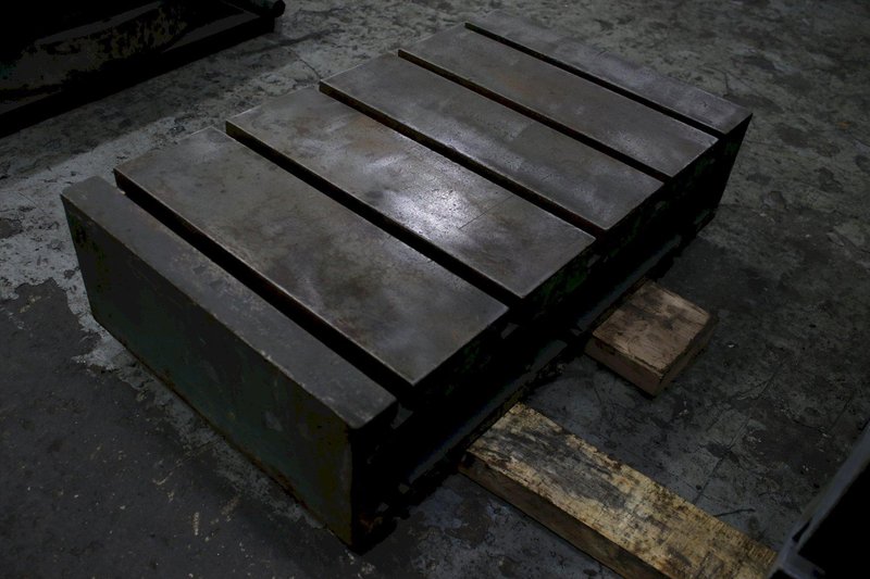 28' X 16' T SLOT PLATE:  STOCK #15494
