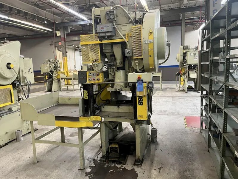 FEDERAL 32 TON OBI PRESS, S/N 32-445, STOCK# 14276J