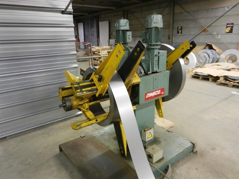 Dimeco decoil./ straight/ feeder - LVD punchpress