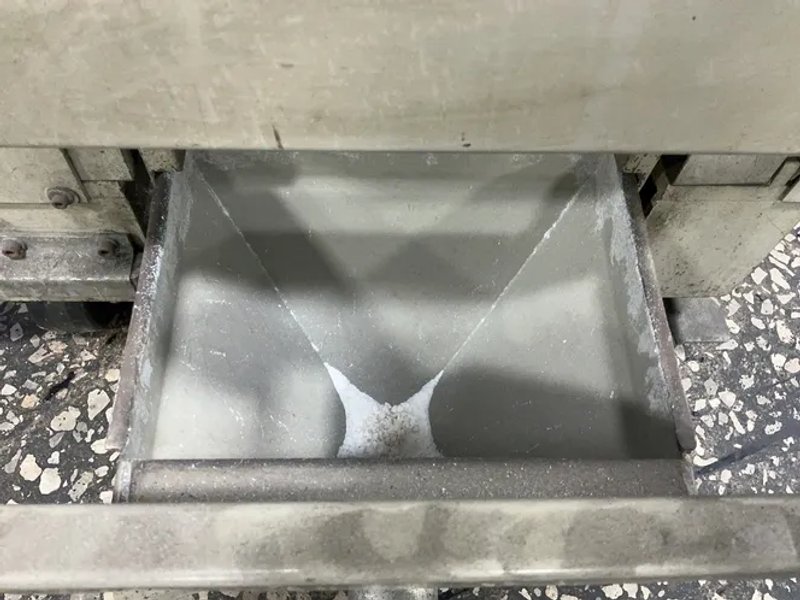 Conair ~ 7” X 9” X 7” Granulator - Jc-810