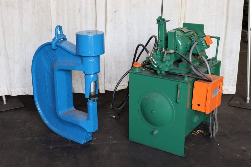 90 TON ROCKFORD #791 HYDRAULIC C FRAME WEBB PUNCH: STOCK # 63726