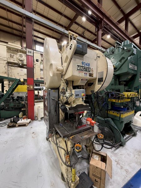 60-ton Minster #6SS Open Back Inclinable Geared Press For Sale, Year 1986