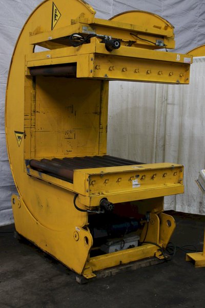 3000 LBS AIR TECHNICAL INDUSTRIES PACMAN TYPE UPENDER: STOCK #76418