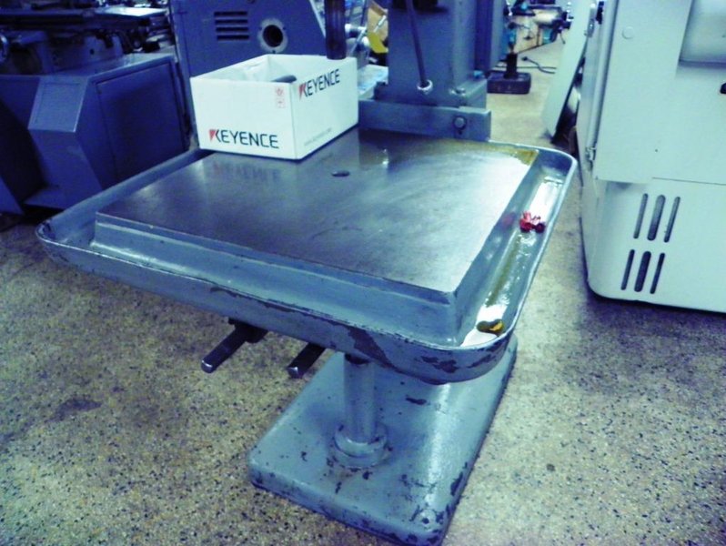 30" Edlund 2F-15 Single Spindle Box Column Variable Speed Drill Press, S/N 2F198, New 1950s. 