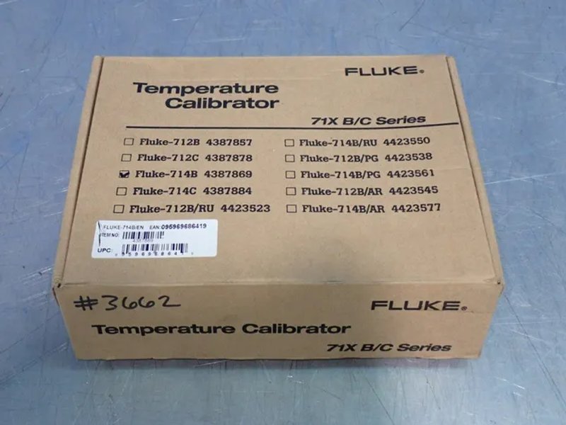 Fluke Thermocouple Calibrator - 714b
