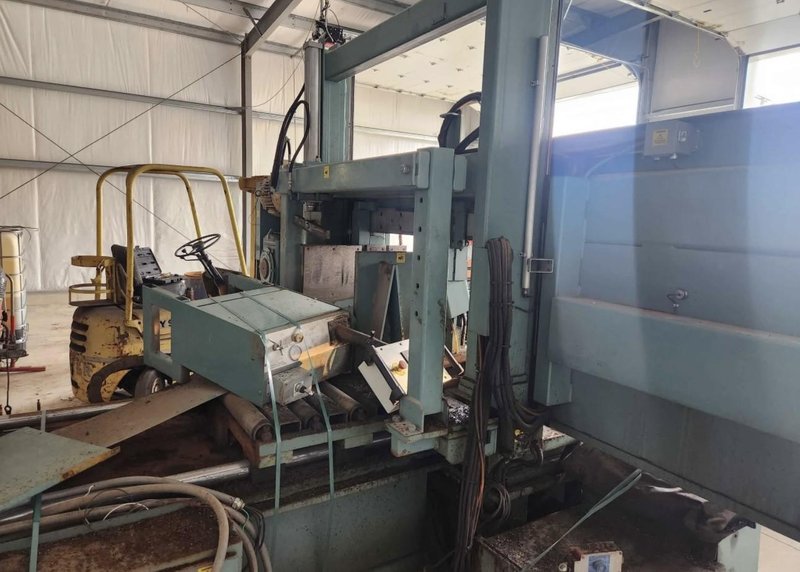 25″ x 40″ W.F. Wells Automatic Horizontal Heavy Duty CNC Band Saw, B25-3A3 CNC