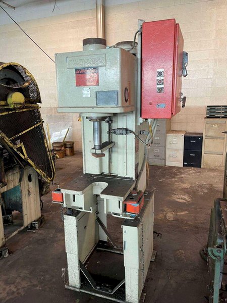 MULTI PRESS MODEL WR65LC-464FSI HYDRAULC PRESS. STOCK # 0957821