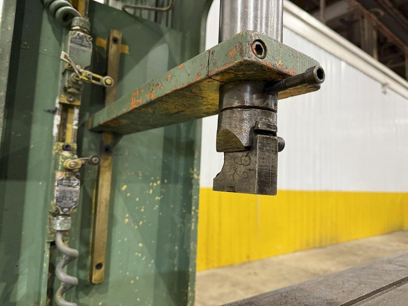 12 TON HANNIFIN MODEL #OGF-12D HYDRAULIC C-FRAME PRESS 18" STROKE: YOBRO #24081