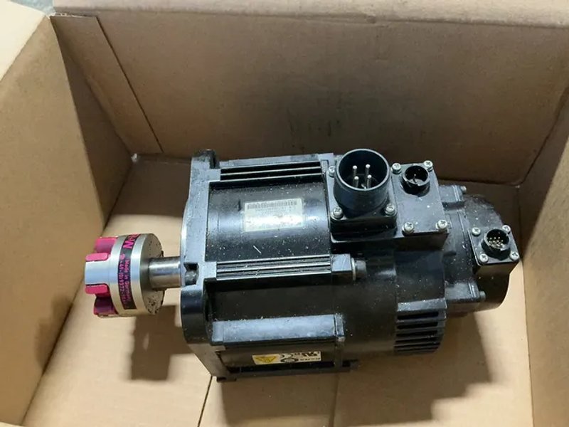 Yaskawa Electric 1500 Rpm Ac Servo Motor - Sgmgv-13ade6e