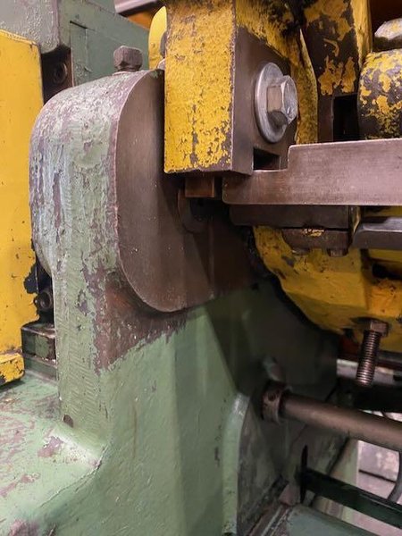 3/8" Lewis Model 8CV Wire Straightener and Cutoff Machine