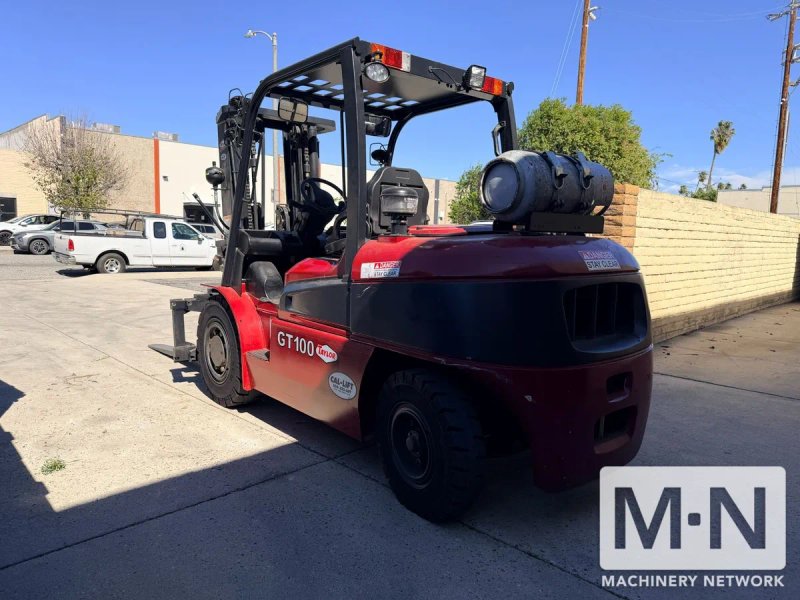 9150 LB TAYLOR GT100L FORKLIFT MFG 2021 WITH  ONLY 73 HOURS