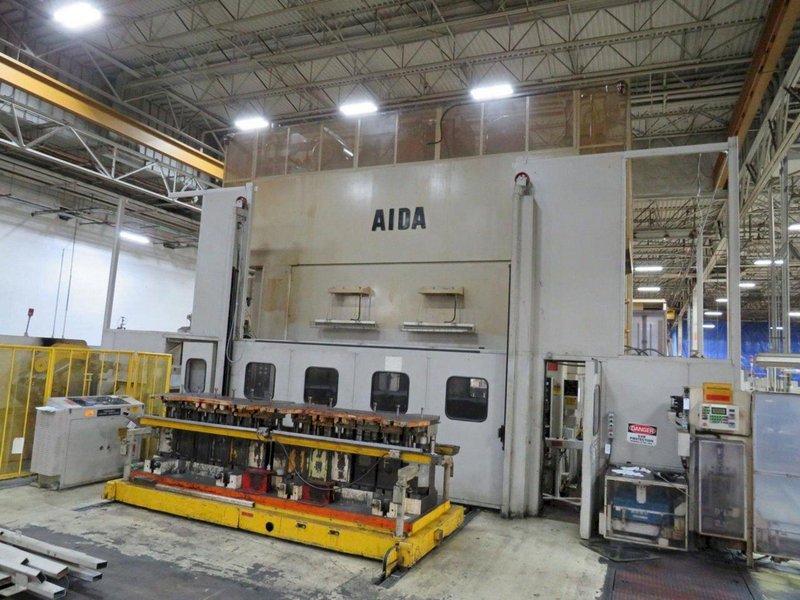 500 metric Ton Aida TMX-S2 Straight Side Double Crank Mechanical Progressive Die Metal Stamping Press, Year 1995