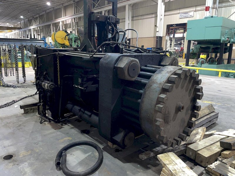 1000 TON AMD MODEL #1000-3030 HYDRAULIC 4-POST PRESS: STOCK #16722