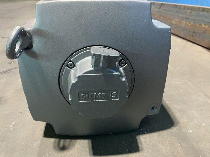 Siemens  Servo Motor  - 1ft7105-5af71-1ca1