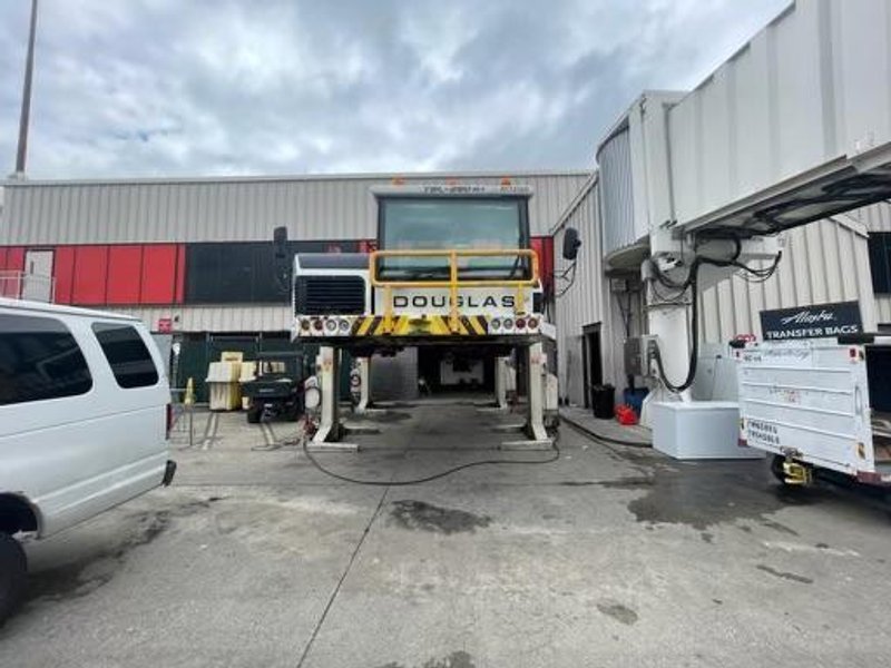 160,000 LB STERTIL KONI MODEL #ST-1175 HEAVY DUTY COLUMN LIFT JACKS: STOCK #19610