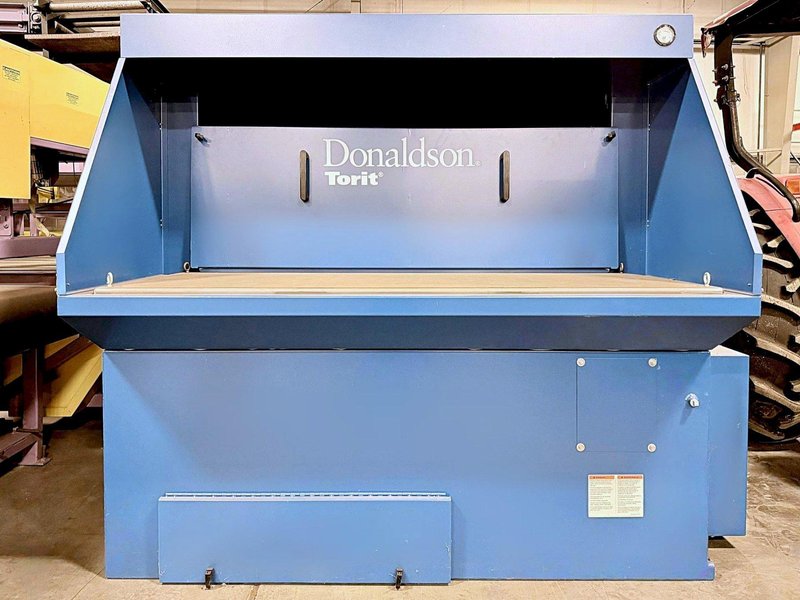 Donaldson Torit Weld Bench WB3000