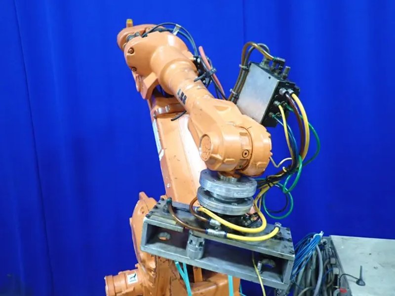 ABB Robot - Virb2400 M2000