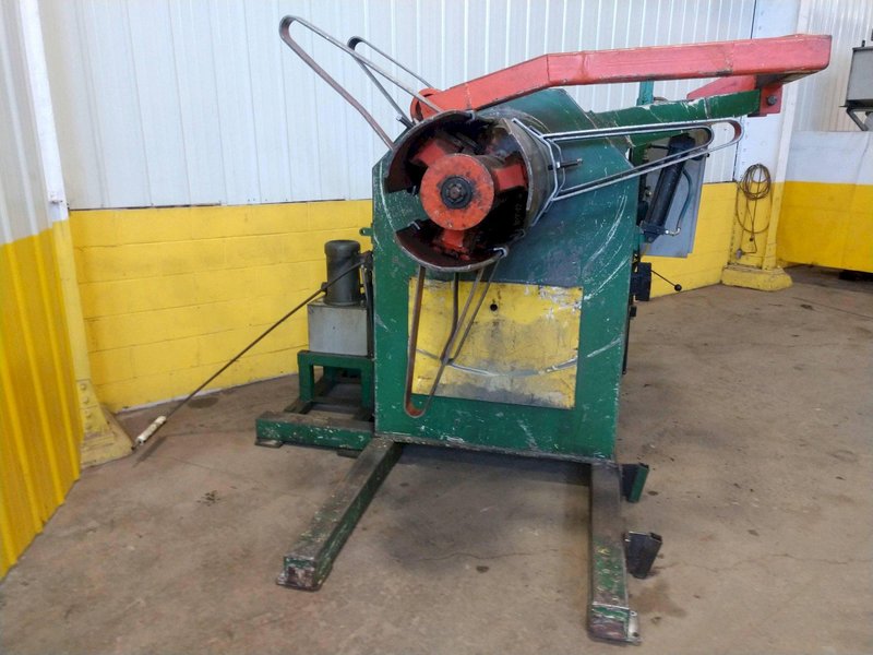 30,000 LB 15 TON X 36" SESCO MODEL #55-422 MOTORIZED UNCOILER COIL REEL: STOCK #14444