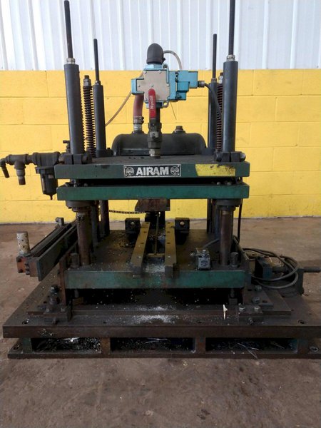 7 TON AIRAM ADJUSTABLE PNEUMATIC CUT OFF PRESS: STOCK #13702