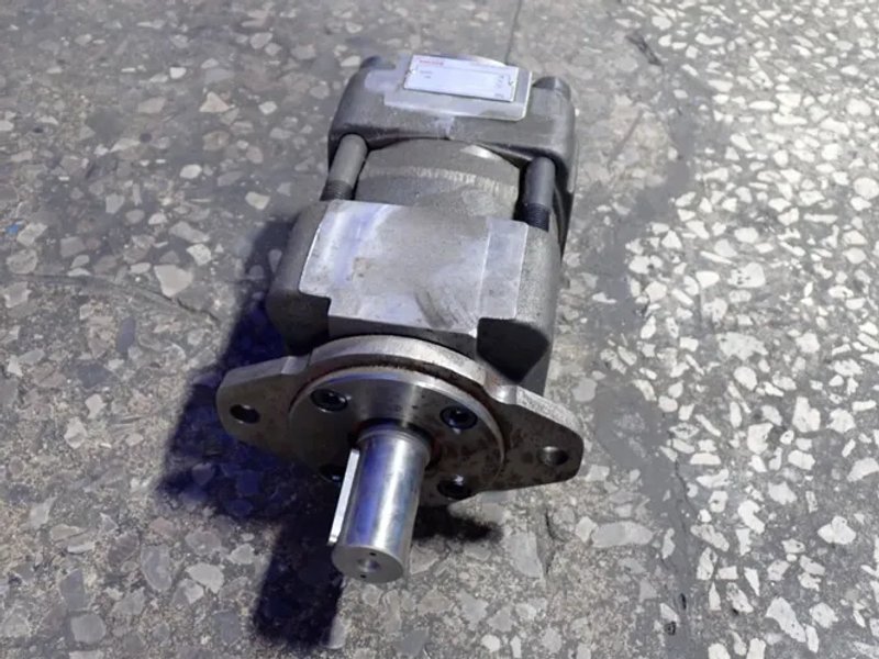 Bucher Hydraulics 320 Bar Internal Gear Pump - Qx43-032r367
