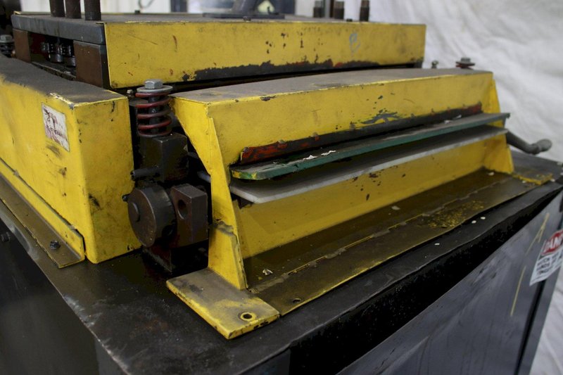 PERFECTO 7 ROLL STRAIGHTENER: STOCK #75690