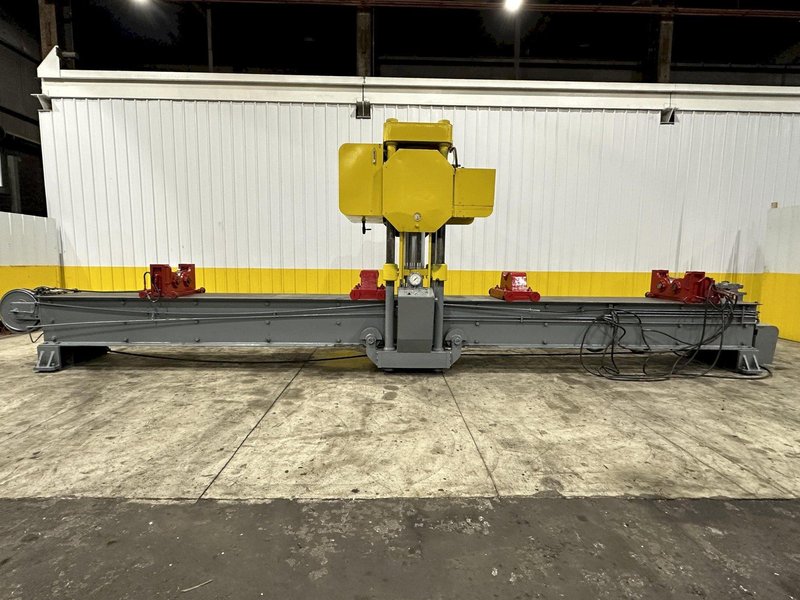 400 TON X 30' DRILCO TRAVELING HEAD HYDRAULIC STRAIGHTENING PRESS: STOCK #24953
