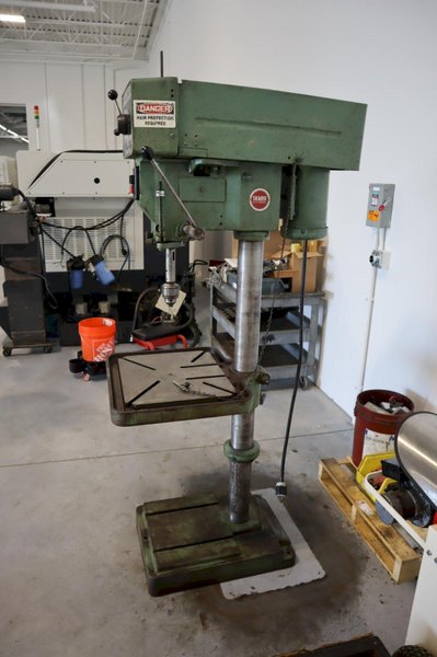 Delta Rockwell 20" Floor Model Drill Press, Variable Speed to 2,000 RPM, 6" Hand Quill Feed, Drill Chuck