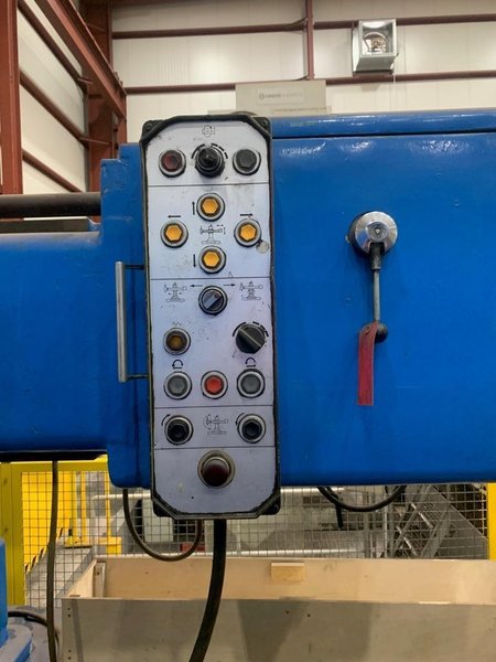 COLLET PORTABLE DRILL, MODEL BUV2000, MORSE 5 TAPER, DRILLING HEAD CAN BE ROTATED, SWIVELLED, AND TRAVERSED