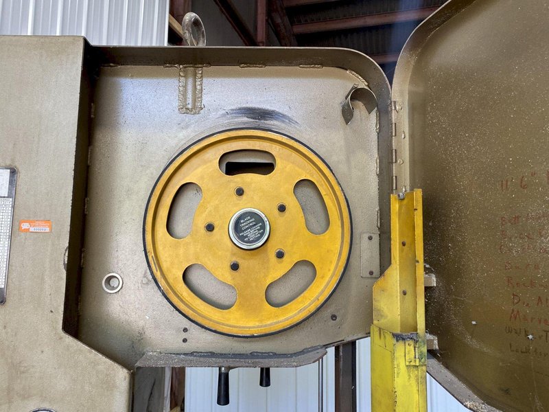 16"  STARTRITE MODEL #216H VERTICAL BANDSAW: STOCK #19278
