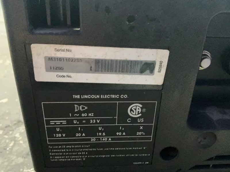 Lincoln Electric 90-140 A  Welder - Power Mig 140c