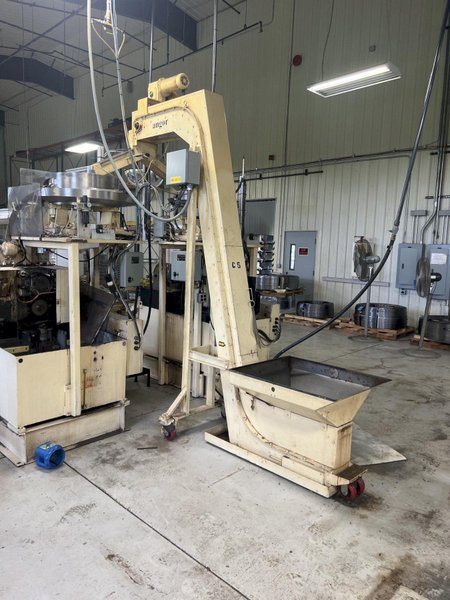 Angor Model AMH-200M Magnetic Conveyor Loader