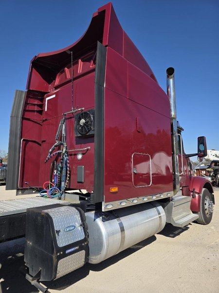 2022 Peterbilt 567 Stock #804179