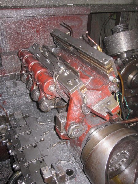 Malmedie Model B8 4 Die Progressive Cold Header
