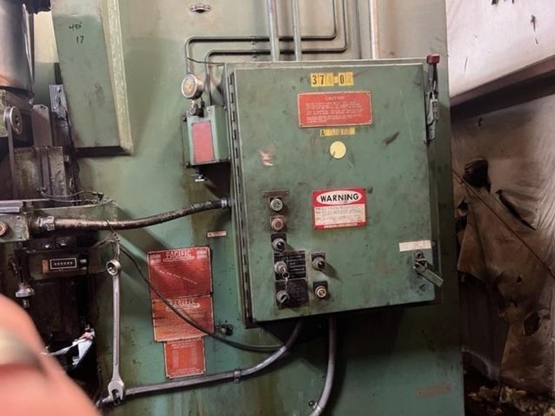 300 Ton x 14′ Pacific K300-14 Press Brake, Braking Cap. 5/16″ x 14′