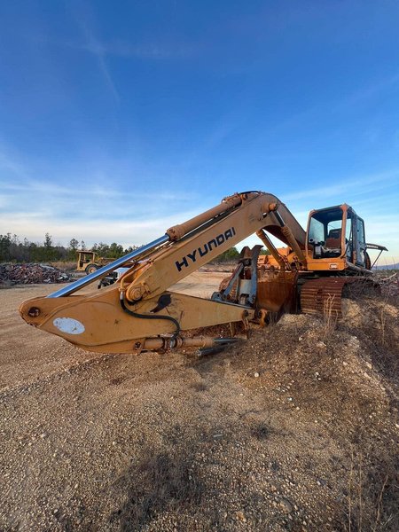 Hyundai Robex 290LC-3 Excavator, 1992