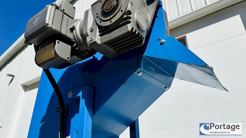 Goessling 90° Up / Elevating / Z Conveyor  |  Screw / Bolt / Material Conveyor