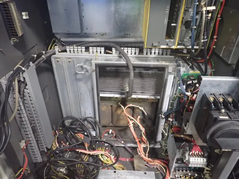 Fanuc Robot Control - A05b-2401-b004 / R-j3