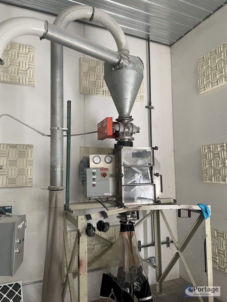 Pelletron P-Series Gravity DeDuster w/ Pelletron Air Lock &amp; Magnetic Flux Field