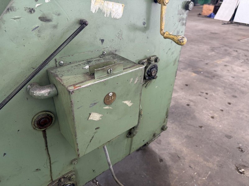 2,000 LB X 20" ROWE 2010-PR COIL CRADLE. STOCK # 0789424.