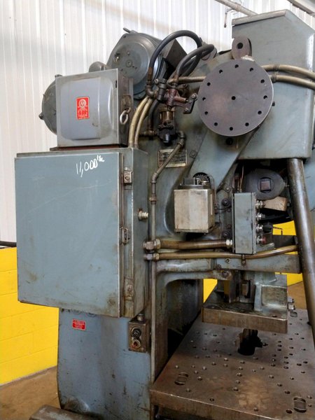60 TON L &amp; J MODEL #W60 OBI PRESS, 2.5" STROKE: STOCK #12978