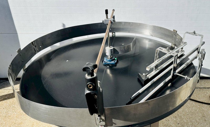 West Company RU-36  |  36” Rotary Accumulation Table