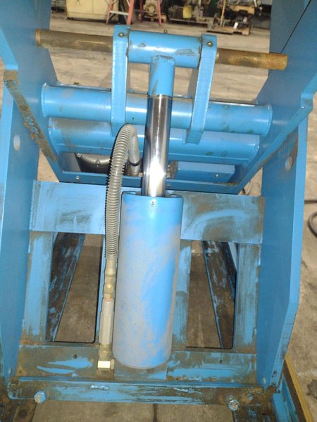 4,000 LBS X 71.75" X 71.75" LIFT PRODUCTS MODEL LPFT4W-040-36 HYRAULIC SCISSOR LIFT TABLE 110V: YOBRO #24988