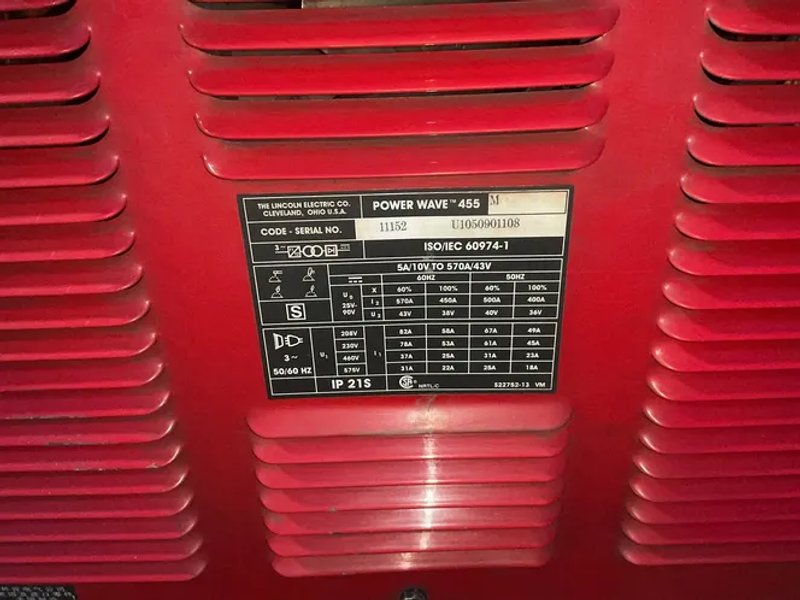 Lincoln Electric  455 Watts  Welder - Powerwave455m