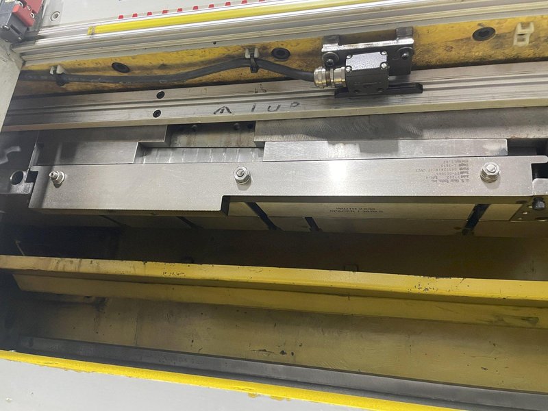 Michigan/Excello Model 3237 "Roto-Flow" Spline Roller