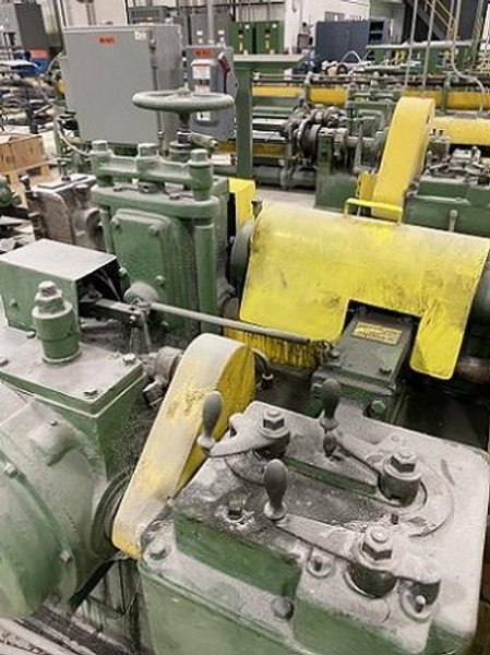 1/4" LEWIS 4F STRAIGHT AND CUT MACHINE W. 12' RACK