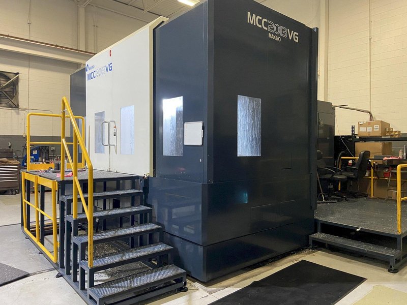 Makino MCC2013VG 5-Axis CNC Horizontal Machining Center For Sale - 2015