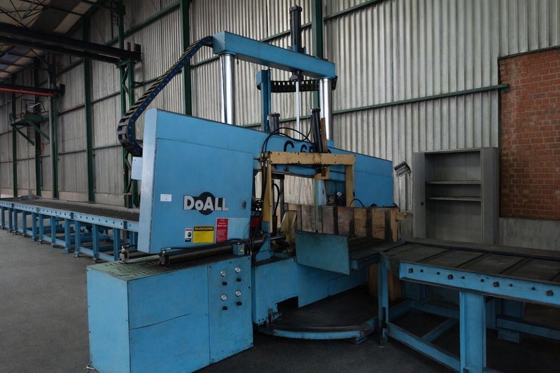 Doall - 1000 x 660 mm CNC
